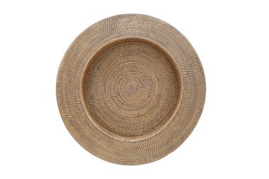 Beyaz arka plan üzerinde izole ratten sepet