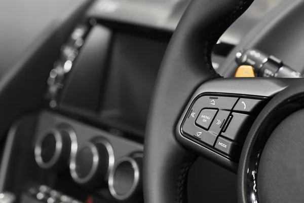Автомобильный аудио контроль — стоковое фото