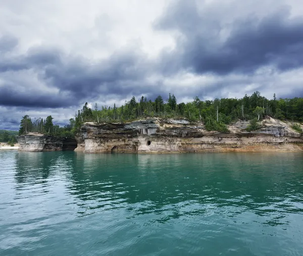 Rocher sur la photo National Lake Shore — Photo