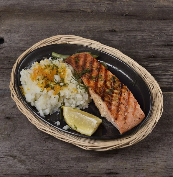 Grilled Salmon Fillet — Stock Photo, Image