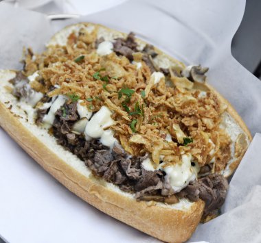 Cheese steak sandviç