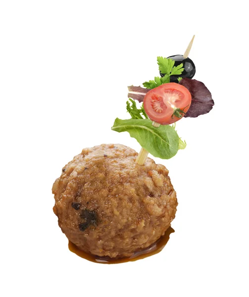 Frikadelle mit Salatblättern und Gemüse — Stockfoto