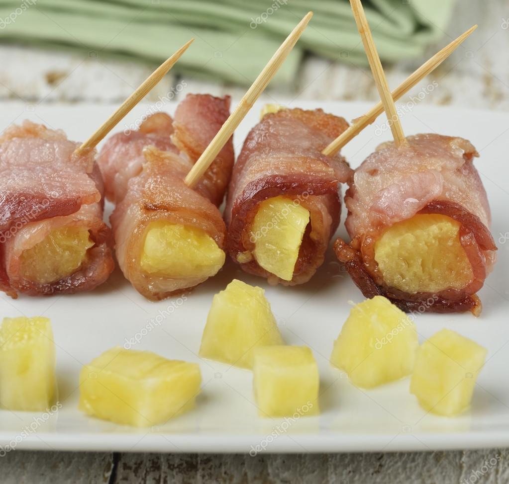 Bacon And Pineapple Appetizer — Stock Photo © svetas 37208457