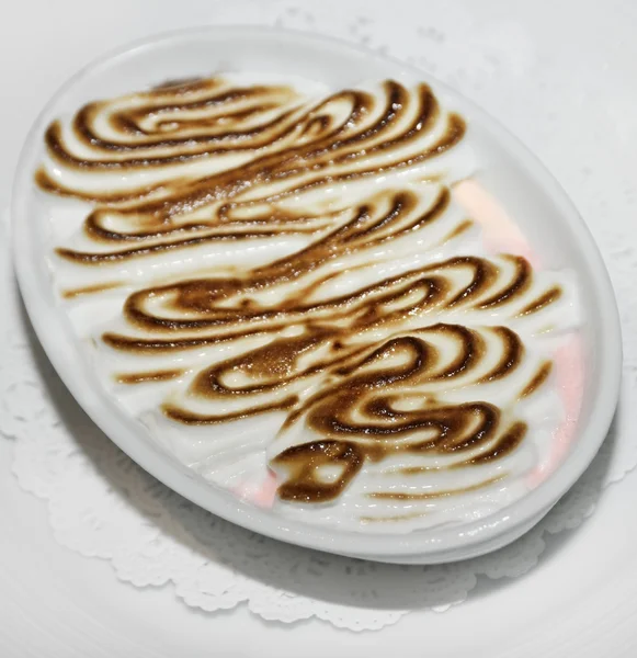 Dessert à la fraise et vanille — Photo