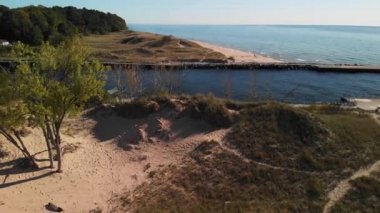 Michigan Gölü Havalimanı İskelesi ve kumlu plaj