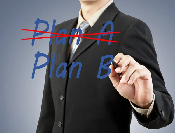 Affärsman hand ritning plan en plan b — Stockfoto