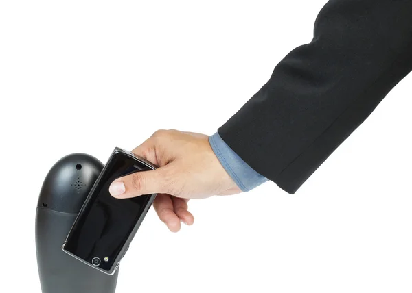 Zakenman smartphone als nfc - bedrijf in de buurt van veld communicatio — Stockfoto