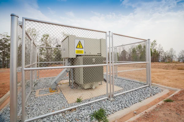 Warning sign, danger high voltage, safety concept — Stock Photo, Image