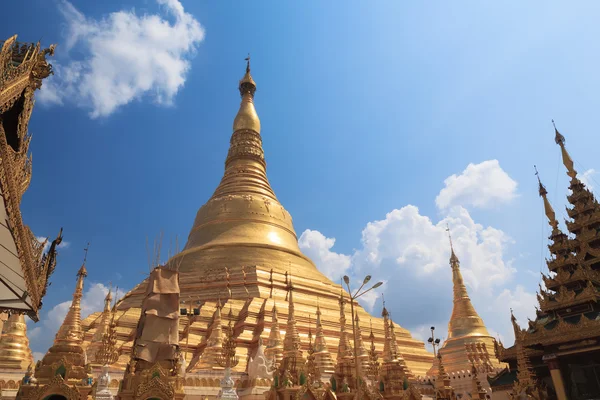 Пагода Шведагон в Янгоне, Бирма (Мьянма)) — стоковое фото