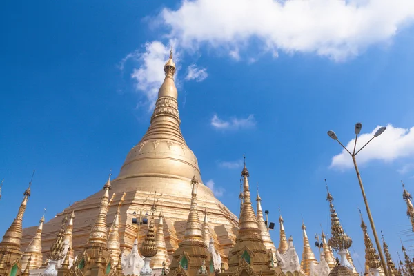 Παγόδα Shwedagon στη Γιανγκόν της Βιρμανίας (Μιανμάρ) — Φωτογραφία Αρχείου