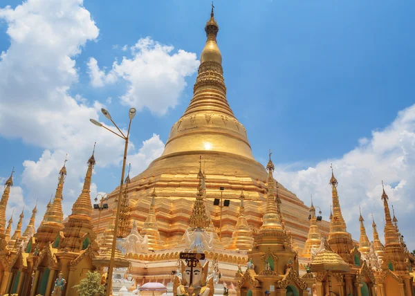 Пагода Шведагон в Янгоне, Бирма (Мьянма)) — стоковое фото