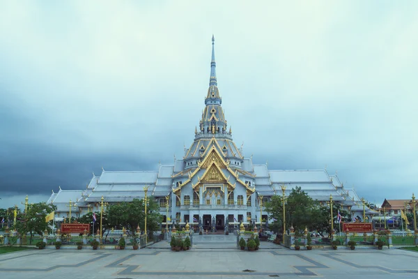 A frente de Wat Sothorn Warar — Fotografia de Stock