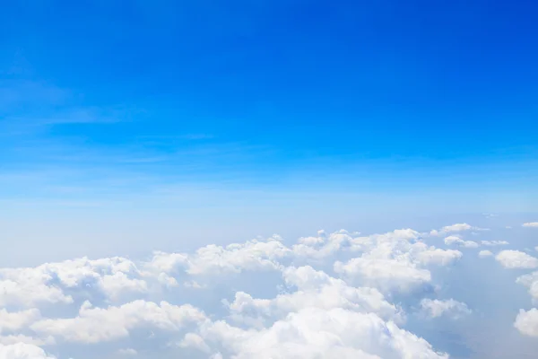 Blue sky background with white clouds — Stock Photo, Image