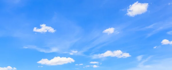 Blue sky with cloud — Stock Photo, Image