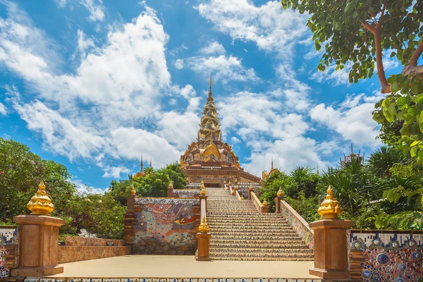 Lépcső, phasornkaew templom, khao kho phetchabun, Thaiföld — Stock Fotó