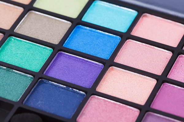 Set cosmético colorido y maquillaje —  Fotos de Stock