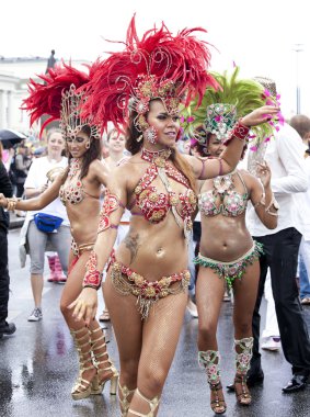 Varşova, Ağustos 26, 2012-carnival dansçılar ve müzisyenler Varşova çok kültürlü sokak resmi geçit