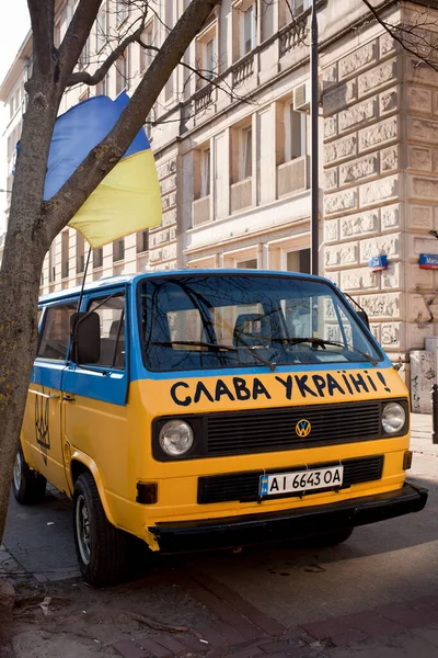 Varsóvia Polônia Março 2022 Carro Com Símbolos Ucranianos Varsóvia — Fotografia de Stock