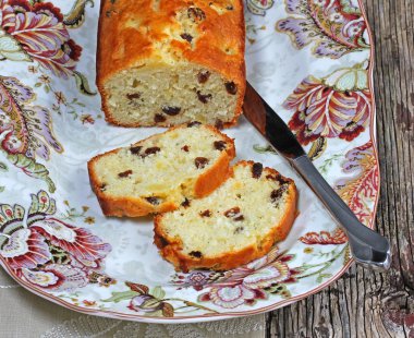 Meyve çay ekmek plaka üzerinde