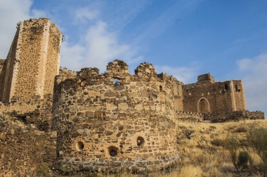 San Martin de Montalban, Toledo, Espasña, Montalban castle, tow clipart
