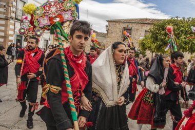 geleneksel kutlama carnaval de animas, valdeverdeja, toledo, İspanya