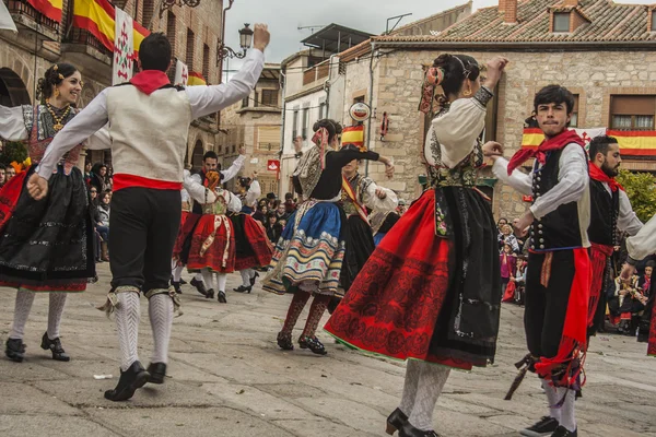 伝統的なお祝いカーニバル デ アニマス, valdeverdeja, トレド, スペイン — ストック写真
