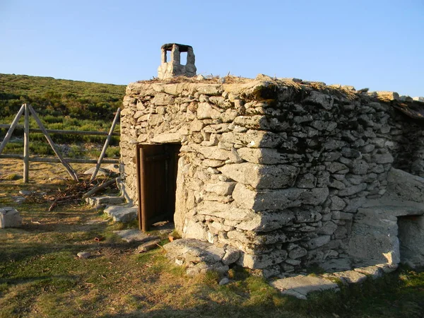 Vieille Maison Abandonnée Dans Ville — Photo