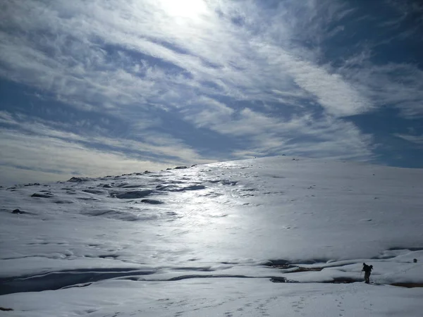 Karlı Buzlu Gredos Dağı Yolu — Stok fotoğraf