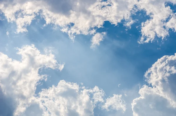 clound açık gökyüzü