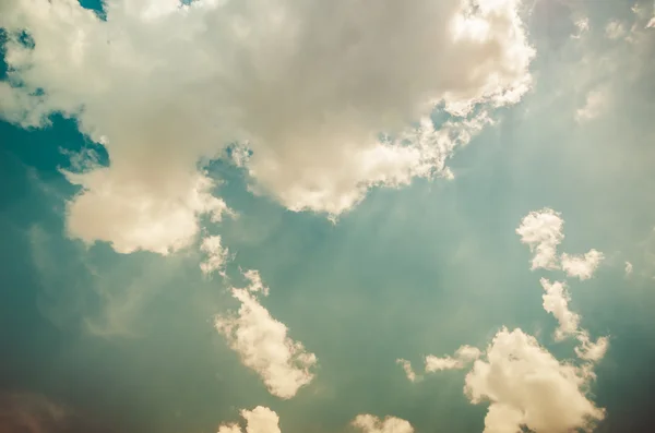 Nube cielo claro — Foto de Stock