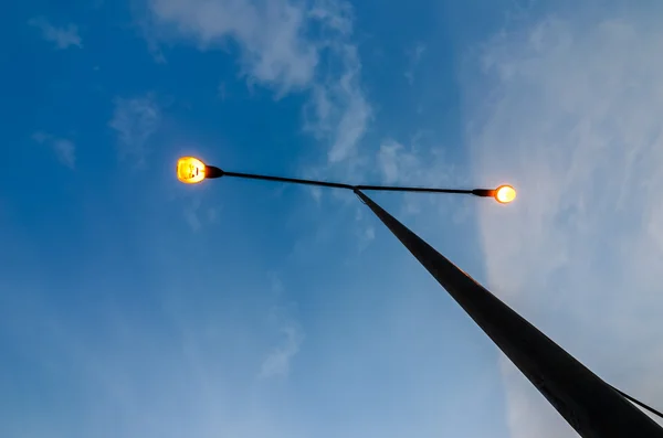Cloud light sky and light pole — Stock Photo, Image