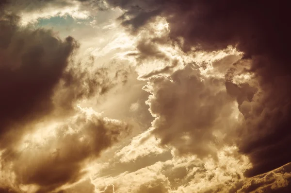 Cloudscape w vintage natura — Zdjęcie stockowe