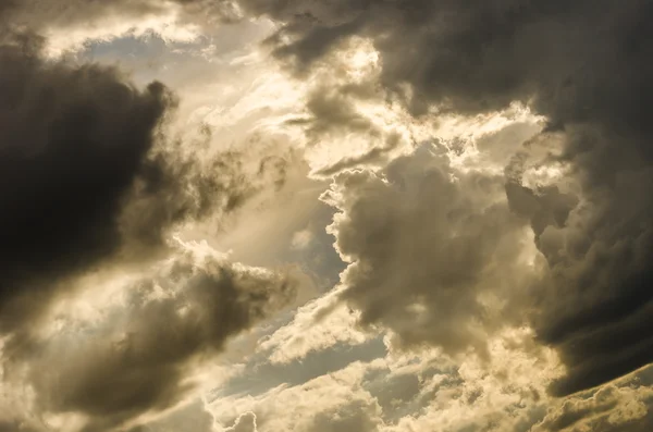 Nuvens na natureza — Fotografia de Stock