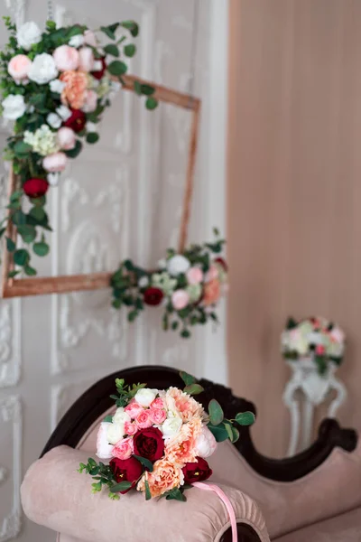 Arreglo Flores Primavera Con Peonías Interior Decoración Interior Flores Rosadas — Foto de Stock