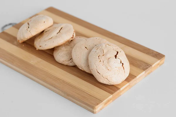 Meringue Folded Row Board Diagonally Meringue Light Background — Stock Photo, Image