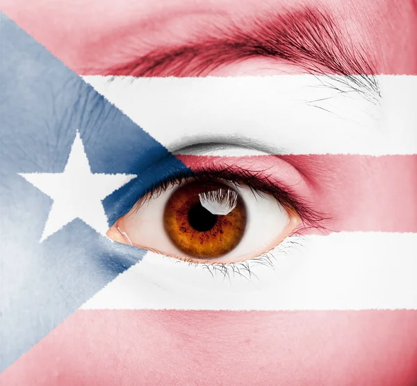 Niña con bandera puertorriqueña pintado — Foto de Stock