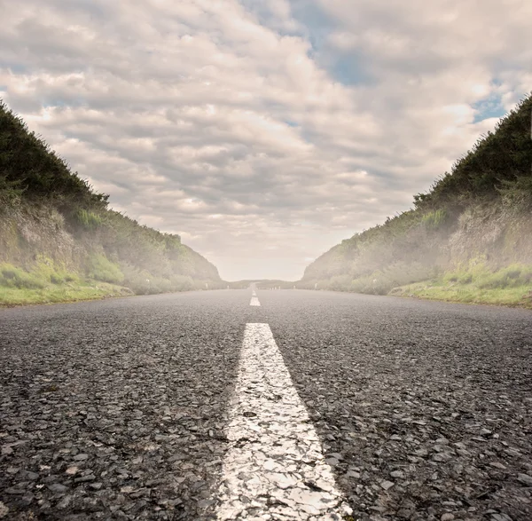 Camino de asfalto — Foto de Stock