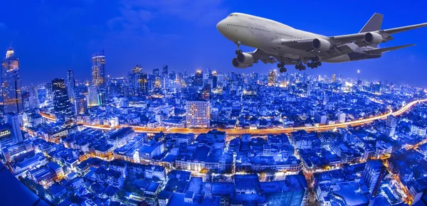 Vista noturna da cidade de Bangkok — Fotografia de Stock