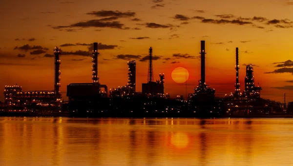 炼油工业厂 — 图库照片