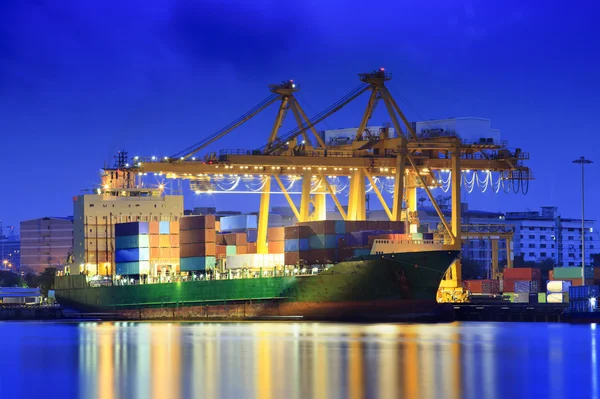 Porto di Klongkuay Bangkok con cielo blu chiaro — Foto Stock