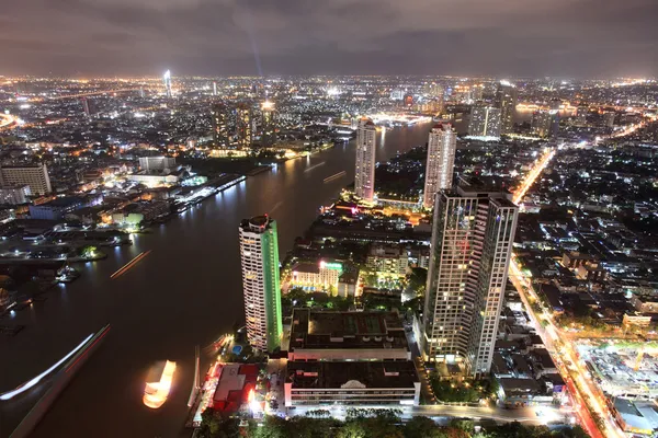 Banguecoque cidade ao crepúsculo — Fotografia de Stock