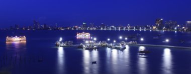 kentsel Beach'te pataya ve alacakaranlık