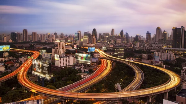 Vista noturna da cidade de Bangkok — Fotografia de Stock