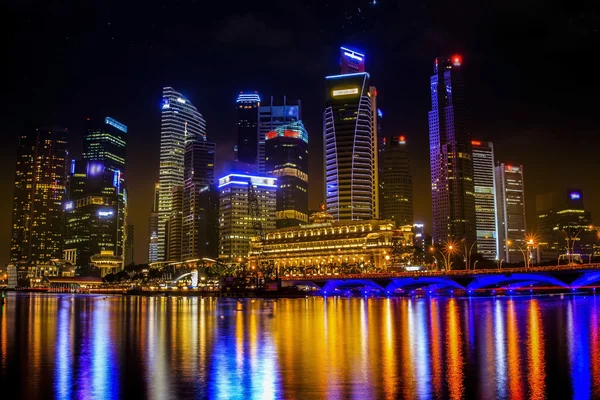 Paesaggio del Mer-leone e Singapore — Foto Stock