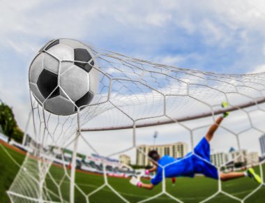 Kalede futbol topu