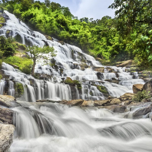 Mae Ya waterfall — Stock Photo, Image