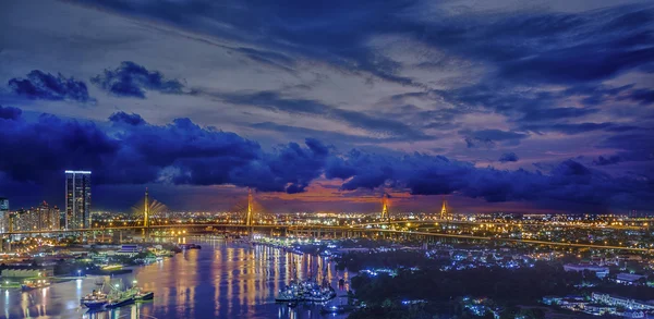 River in Bangkok city — Stock Photo, Image