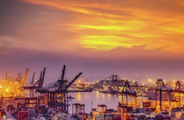 kap kargo yük gemi içinde shipya vinç bridge çalışma ile