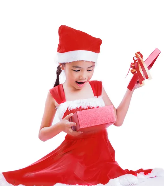 Niño asiático en Santa sombrero con caja de regalo —  Fotos de Stock