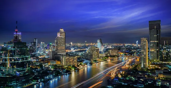 Bangkok stad på natten — Stockfoto